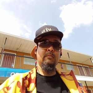 Meet your Posher, Akron